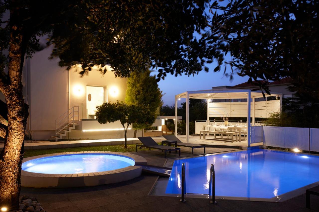 Kastellakia Executive Villa Resmo Dış mekan fotoğraf